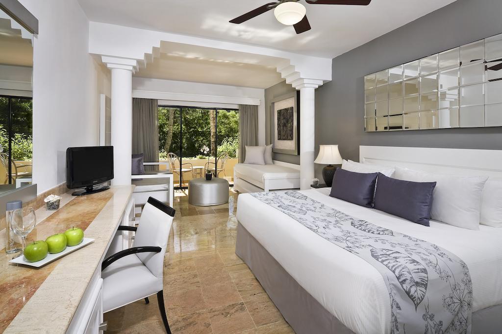 Melia Caribe Tropical All Inclusive (Adults Only) Punta Cana Bilik gambar